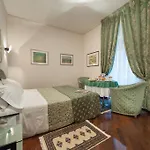 فندق Giulia 4*