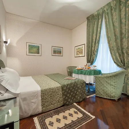 Hotel Giulia 4*