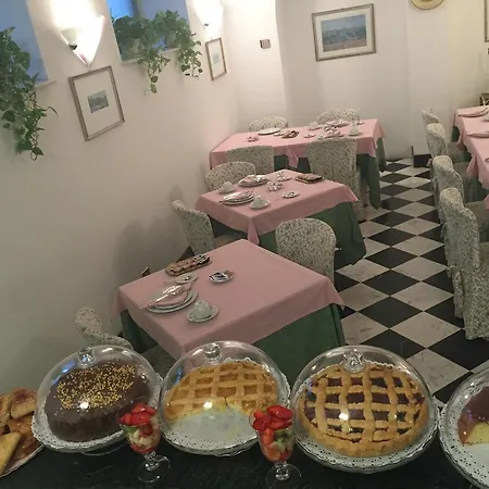 Hotel Giulia Tortona